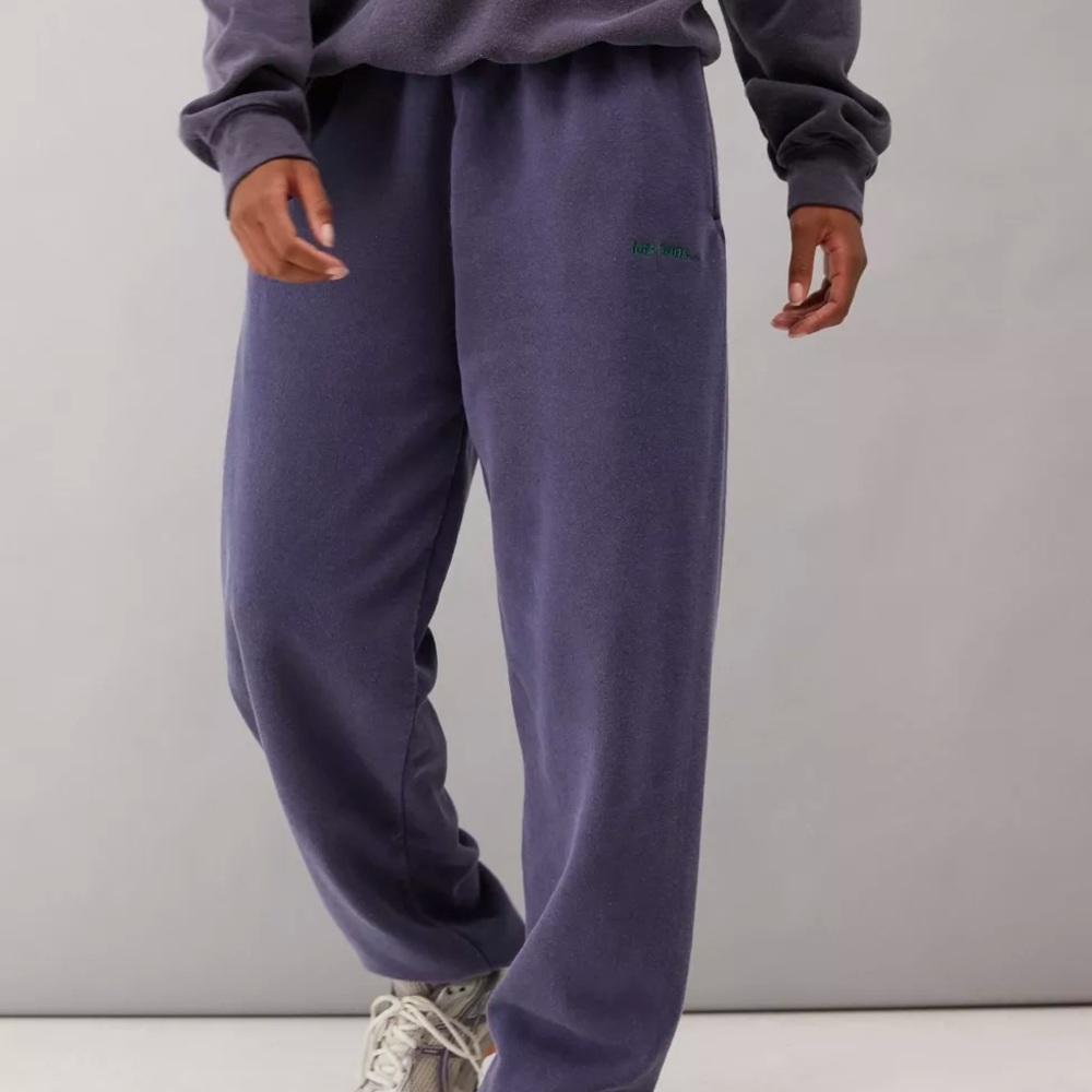 NWT iet frans Sweatpants - matching top listed
